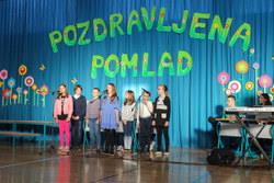 Otroci Osnovne šole Marije Vere so pozdravili pomlad 5